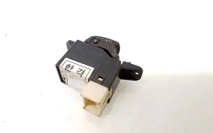 Hyundai Santa Fe (2000 - 2005) 935753C010 Блок кнопок стеклоподъемников — фото 4