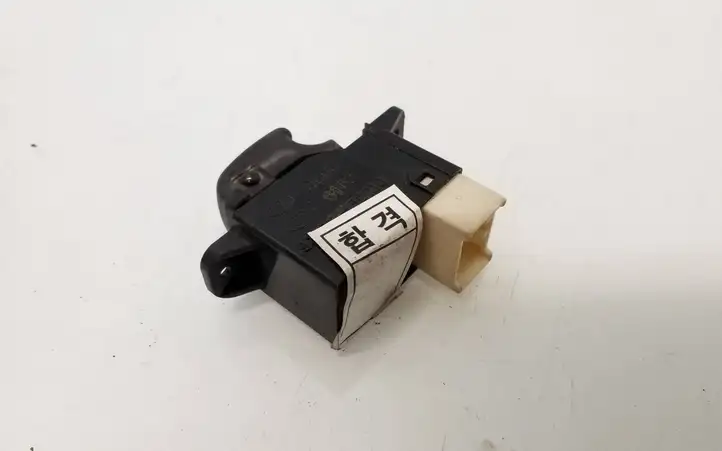 Hyundai Santa Fe (2000 - 2005) 935753C010 Блок кнопок стеклоподъемников — фото 4