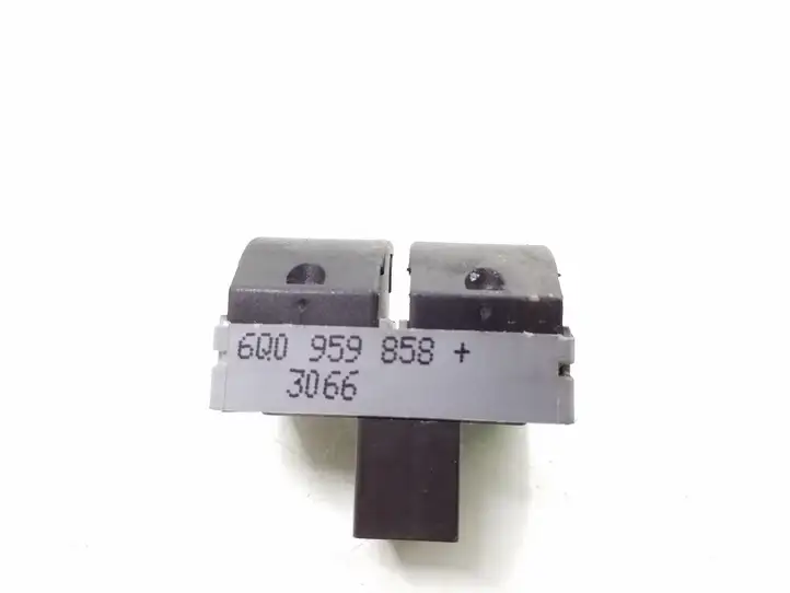 Seat Ibiza III (6L) (2002 - 2008) 6Q0959858 Блок кнопок стеклоподъемников — фото 3