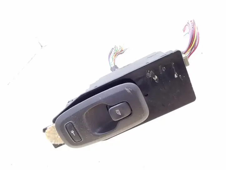 Volvo S60 (2000 - 2004) 8682837 Кнопка стеклоподъемников — фото 1