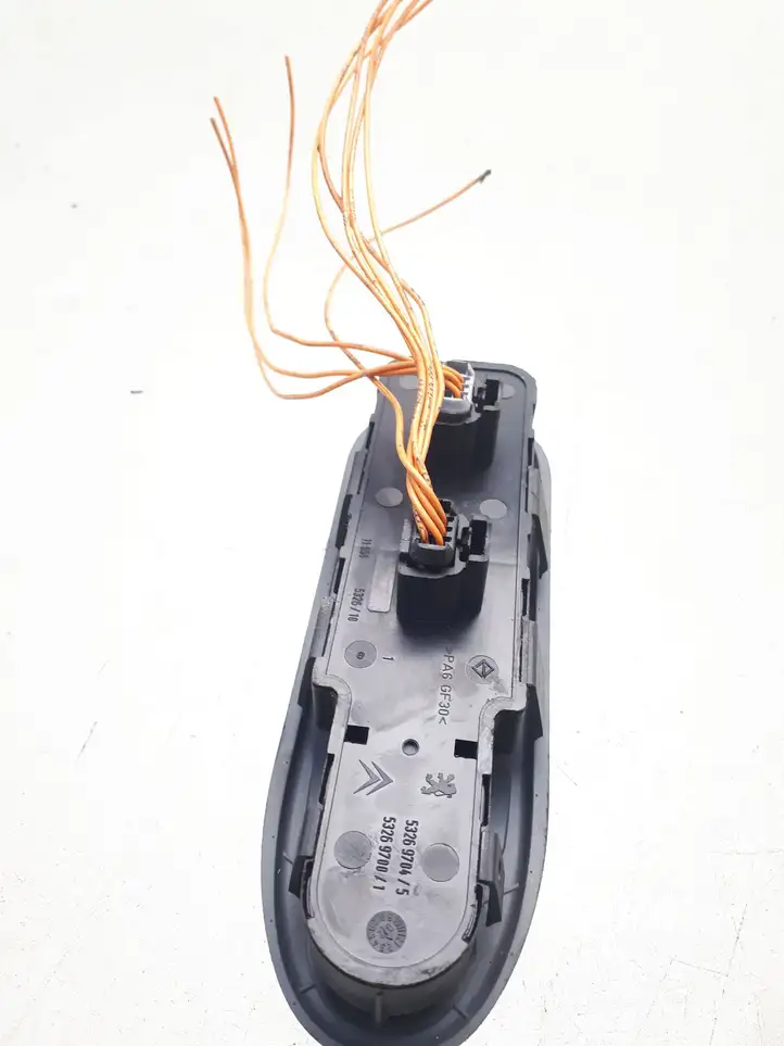 Citroen C5 (2001 - 2004) 96332289ZJ Кнопка стеклоподъемников — фото 3