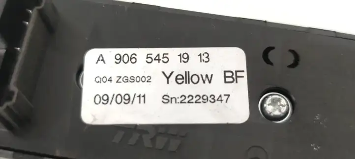 Mercedes-Benz Sprinter W906 (2006 - 2018) A9065451913 Кнопка стеклоподъемников — фото 2