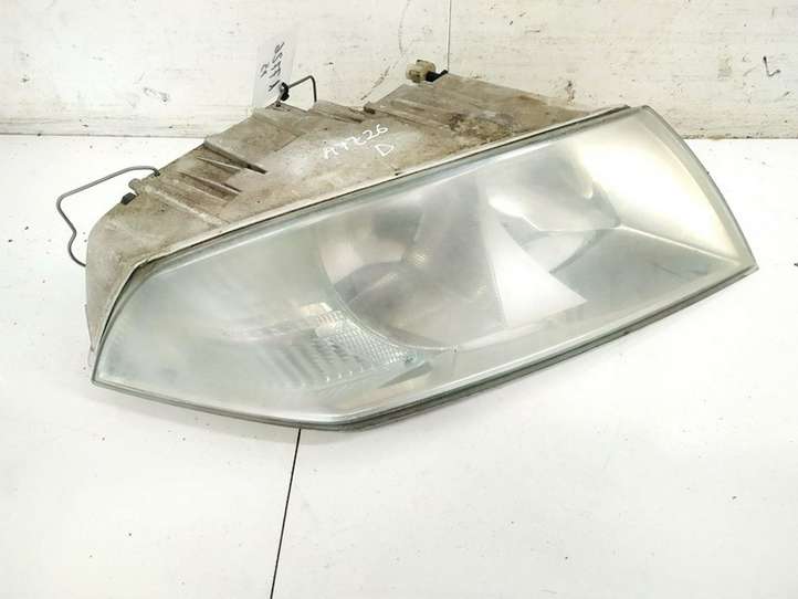 Skoda Octavia Mk2 (1Z) (2004 - 2013)   Передняя фара