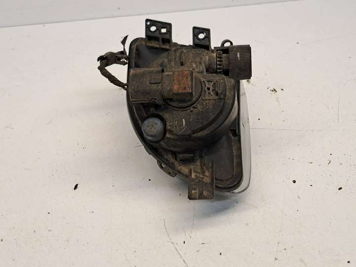 BMW 5 F10 F11 (2009 - 2016)  89206701 Передняя противотуманная фара