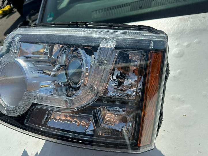Land Rover Range Rover Sport (2009 - 2013)  AH2213W030AC Передняя фара