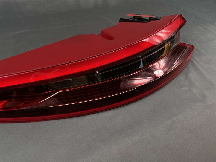 Porsche 911 991 (2011 - 2019)  99163197303 Задний фонарь в кузове
