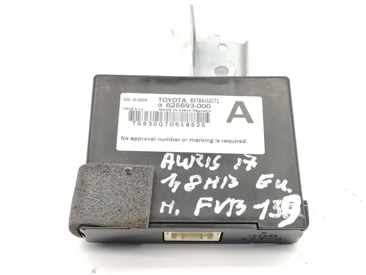 Toyota Auris E180 (2012 - 2018)  8978402071625693000 Другие приборы