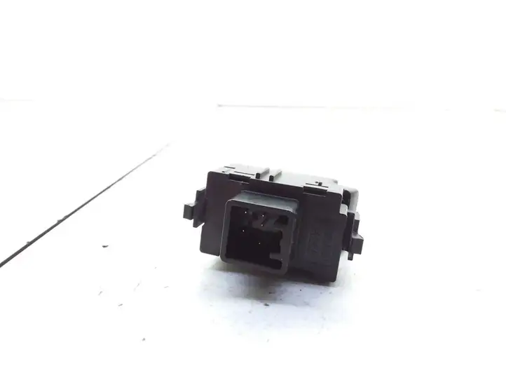 Toyota Corolla E120 E130 (2000 - 2004) 8481002041 Кнопка стеклоподъемников — фото 5