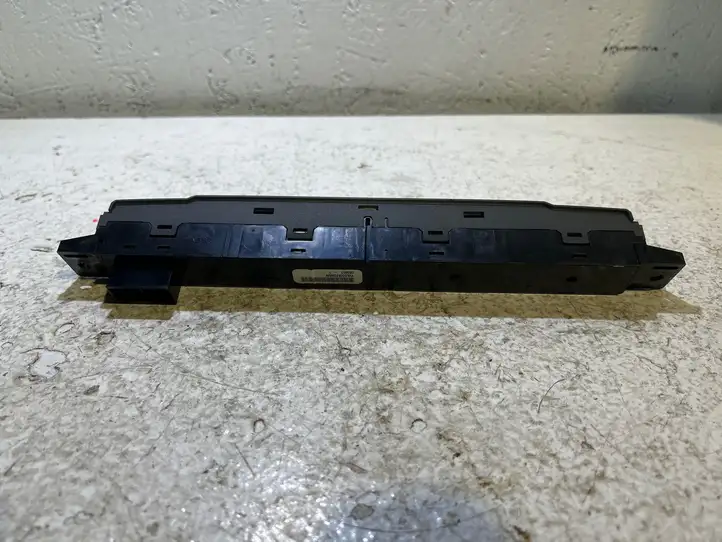 Land Rover Range Rover Sport L320 (2005 - 2009) YUL500570WUX Другие включатели / ручки/ переключатели — фото 2