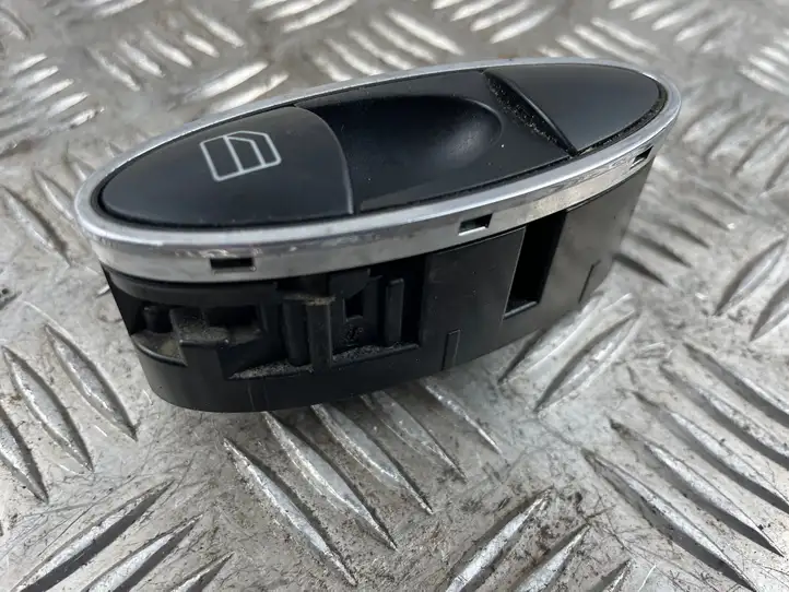 Mercedes-Benz E W211 (2002 - 2009) A2118211351 Кнопка стеклоподъемников — фото 3