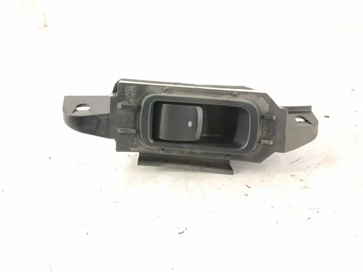 Subaru Legacy (2003 - 2009) Кнопка стеклоподъемников — фото 1