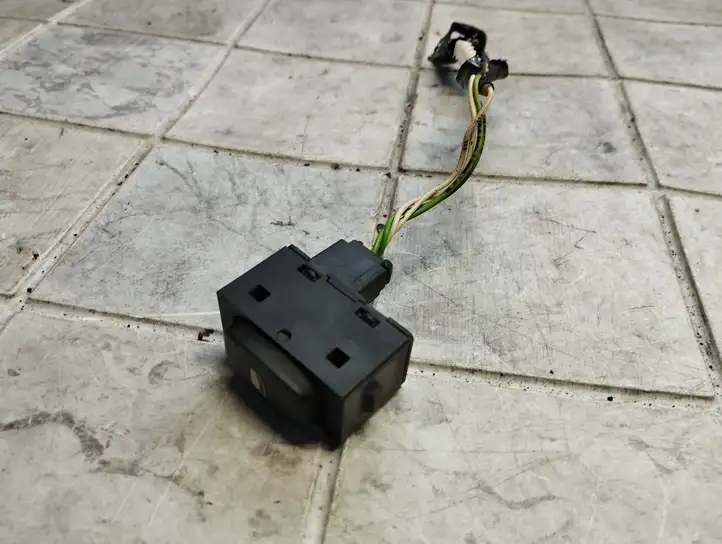 Peugeot 407 (2004 - 2011) 96360166XT Кнопка стеклоподъемников — фото 3
