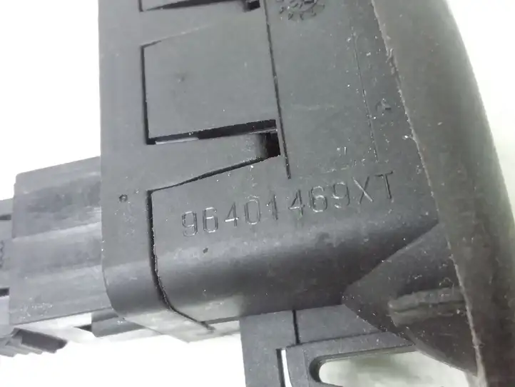 Citroen C3 (2002 - 2009) 96401469XT Кнопка стеклоподъемников — фото 3