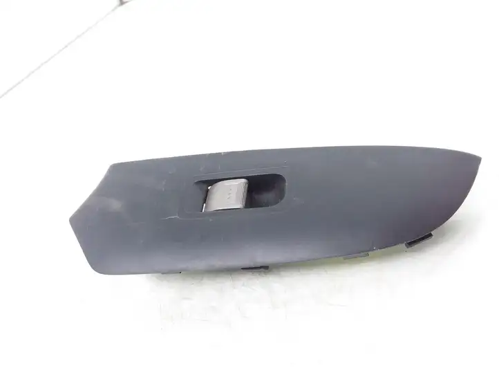 Honda CR-V (2001 - 2004) M20013 Кнопка стеклоподъемников — фото 1