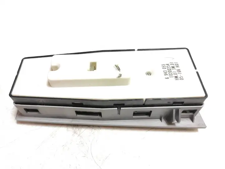 BMW 7 E65 E66 (2001 - 2008) 6943055 Кнопка стеклоподъемников — фото 2