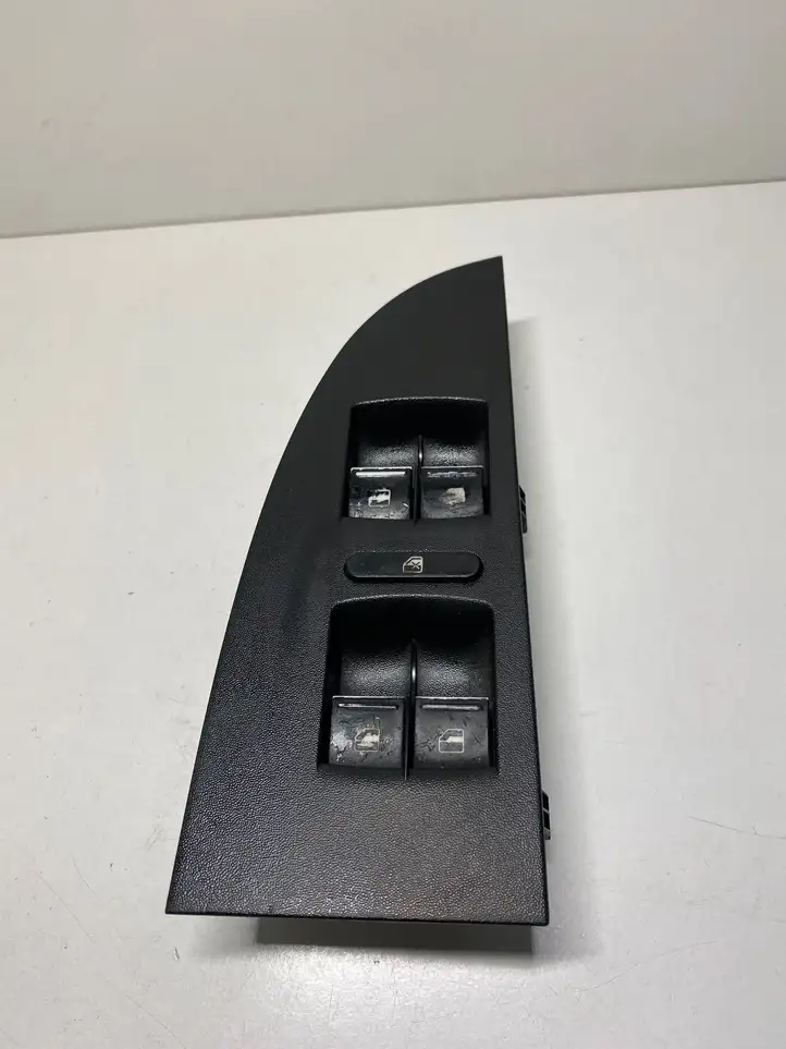Seat Leon (1P) (2005 - 2012) 1P0959857 Кнопка стеклоподъемников — фото 1