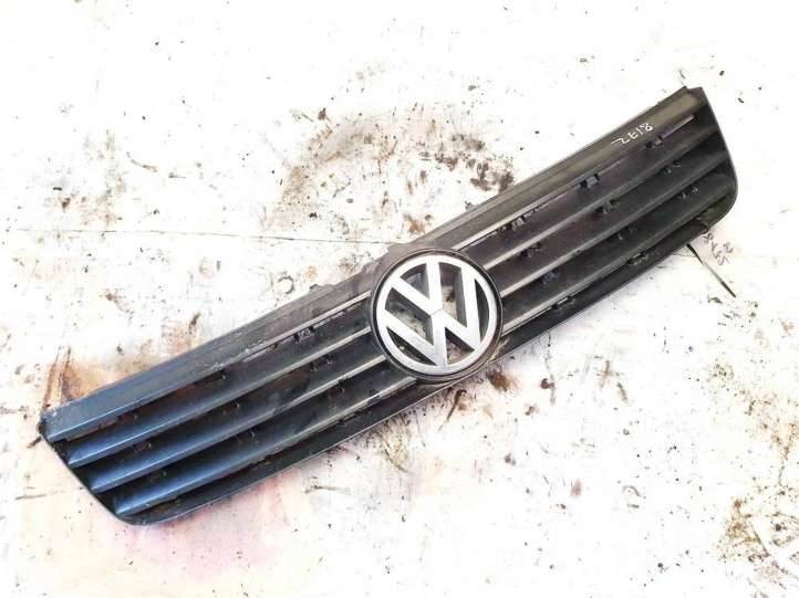 3b0853601a Volkswagen PASSAT B5 Grotelės priekinės