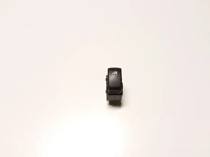 Kia Sportage (2004 - 2008) Кнопка стеклоподъемников — фото 1