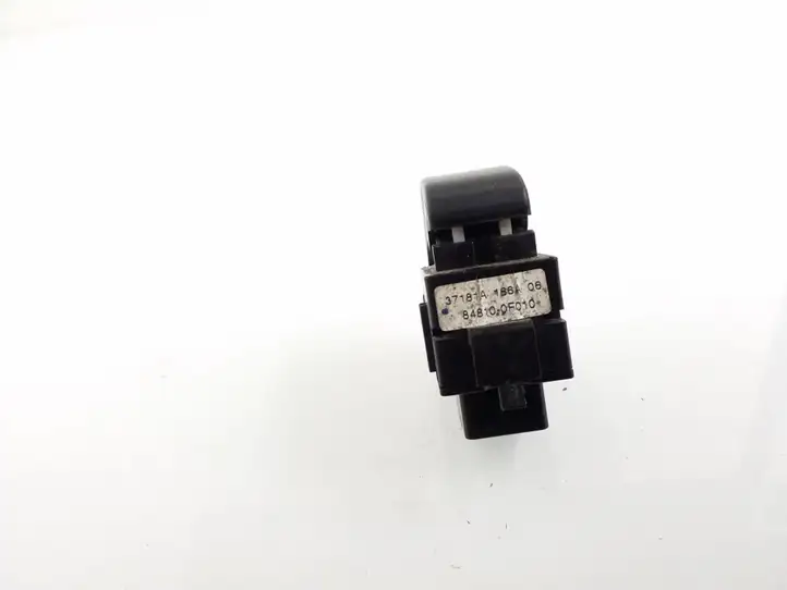 Toyota Corolla Verso AR10 (2004 - 2009) 848100F010 Блок кнопок стеклоподъемников — фото 2