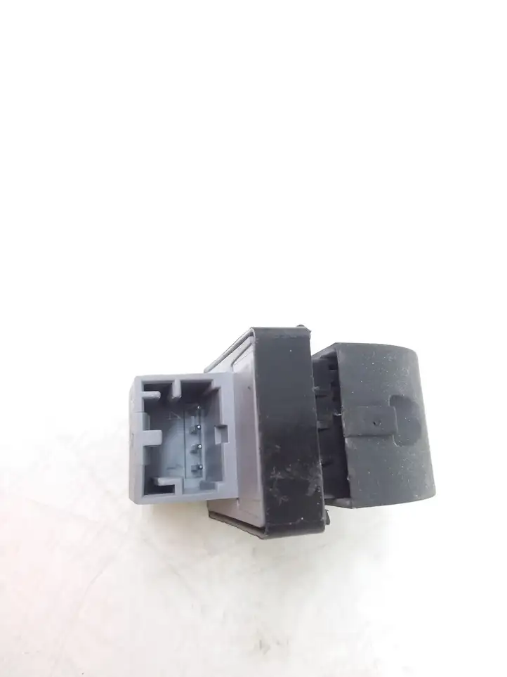 Volkswagen Golf V (2003 - 2009) 8E0959855 Кнопка стеклоподъемников — фото 3