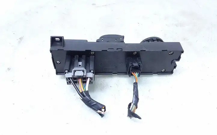 Ford Focus (2005 - 2008) 3M5T14529CE Кнопка стеклоподъемников — фото 2