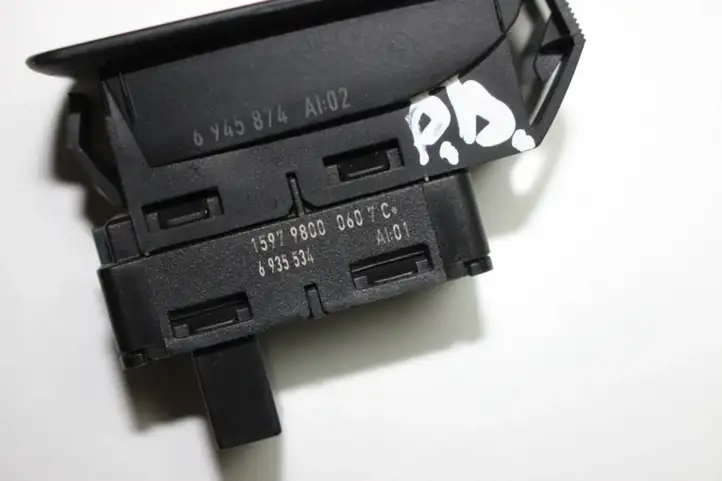 BMW 3 E90 E91 (2005 - 2012) 6935534 Кнопка стеклоподъемников — фото 2