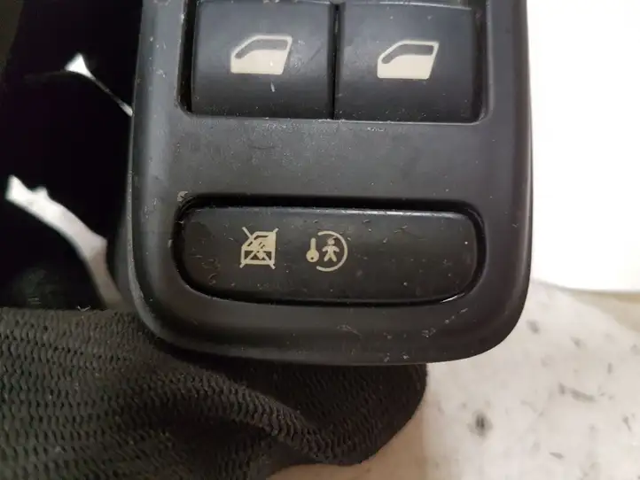 Citroen C4 I Picasso (2006 - 2013) 96639377ZD Блок кнопок стеклоподъемников — фото 7