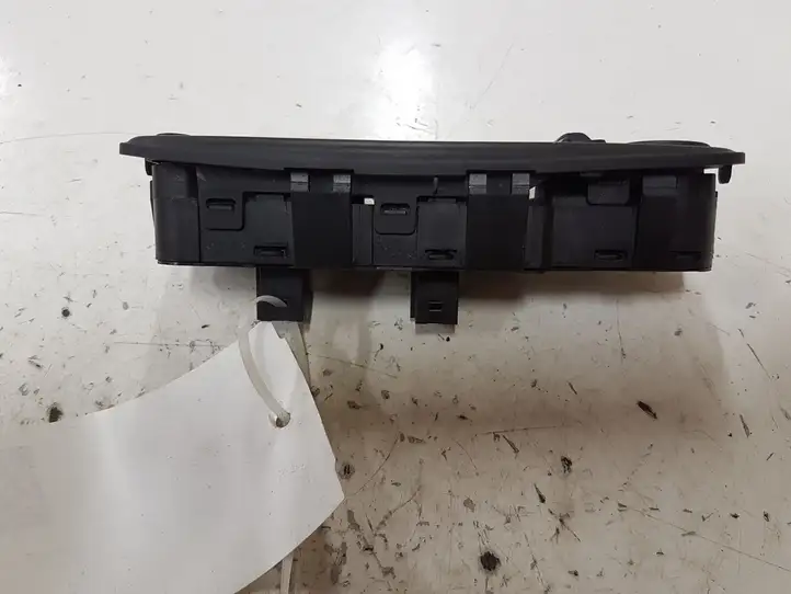 Citroen C4 I Picasso (2006 - 2013) 96639377ZD Блок кнопок стеклоподъемников — фото 10
