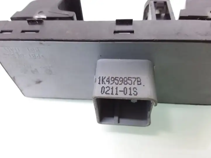 Volkswagen PASSAT B6 (2005 - 2010) 1K4959857B Блок кнопок стеклоподъемников — фото 7
