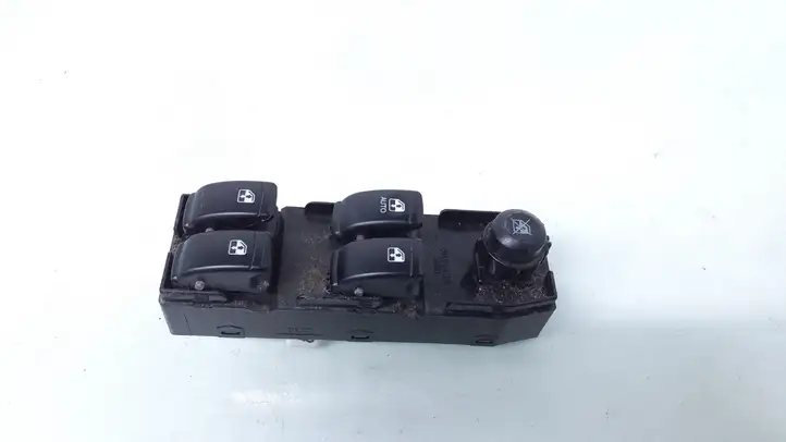 Chevrolet Nubira (2003 - 2009) 621W04460 Блок кнопок стеклоподъемников — фото 1