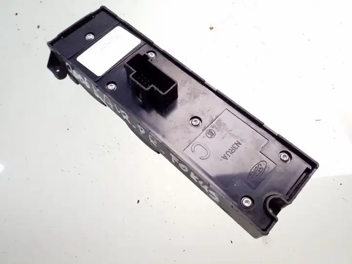Ford Focus (2005 - 2008) 3M5T14A132AF Кнопка стеклоподъемников — фото 4