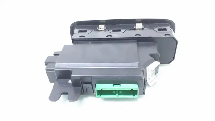 Volvo V70 (2004 - 2007) 30773895 Кнопка стеклоподъемников — фото 2