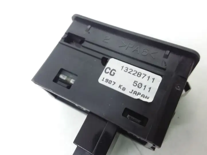 Opel Astra H (2004 - 2009) 13228711 Кнопка стеклоподъемников — фото 3