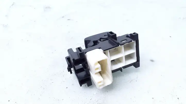 Toyota Yaris (2005 - 2009) 1928294 Блок кнопок стеклоподъемников — фото 3