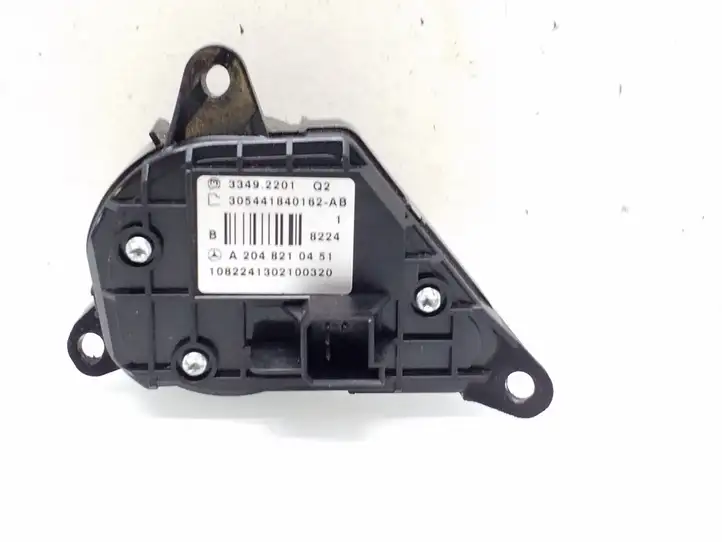 Mercedes-Benz C W204 (2007 - 2014) A2048210451 Другие включатели / ручки/ переключатели — фото 3