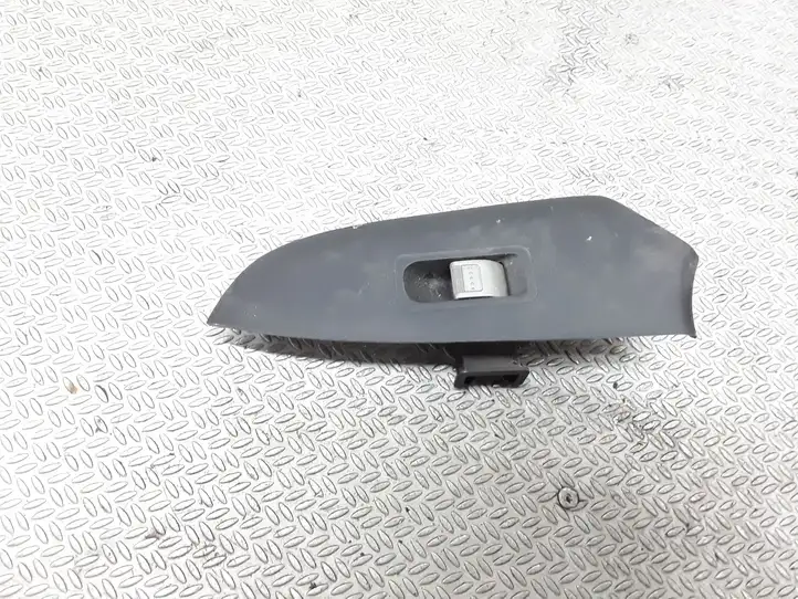 Honda CR-V (2006 - 2009) Кнопка стеклоподъемников — фото 1