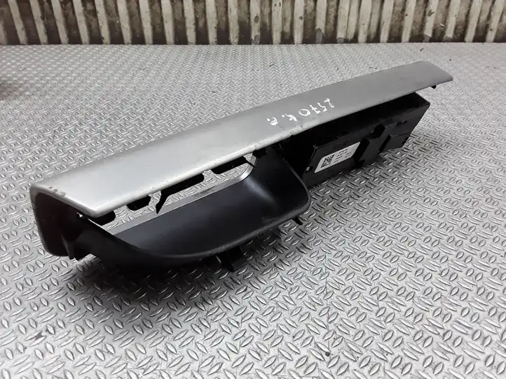 Volvo S40 (2004 - 2007) 30746183 Кнопка стеклоподъемников — фото 3