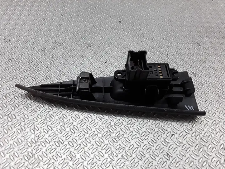 Nissan Note (E11) (2006 - 2014) 25411ED00A Кнопка стеклоподъемников — фото 4
