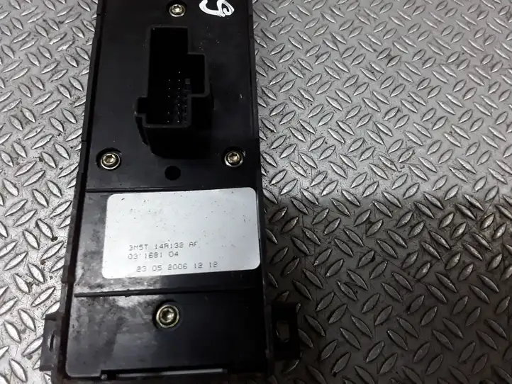 Ford Focus (2005 - 2008) 3M5T14A132AF Кнопка стеклоподъемников — фото 2