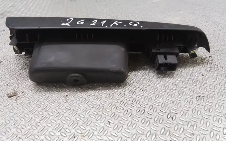 Hyundai Getz (2005 - 2011) 935801C010 Кнопка стеклоподъемников — фото 2