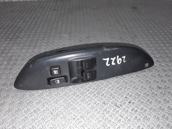 Toyota Yaris (1999 - 2003) Кнопка стеклоподъемников — фото 1