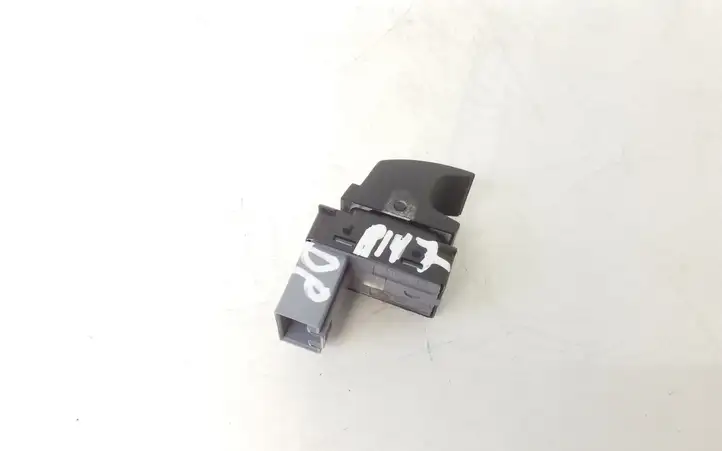 Volkswagen PASSAT B6 (2005 - 2010) 7L6959855B Кнопка стеклоподъемников — фото 2