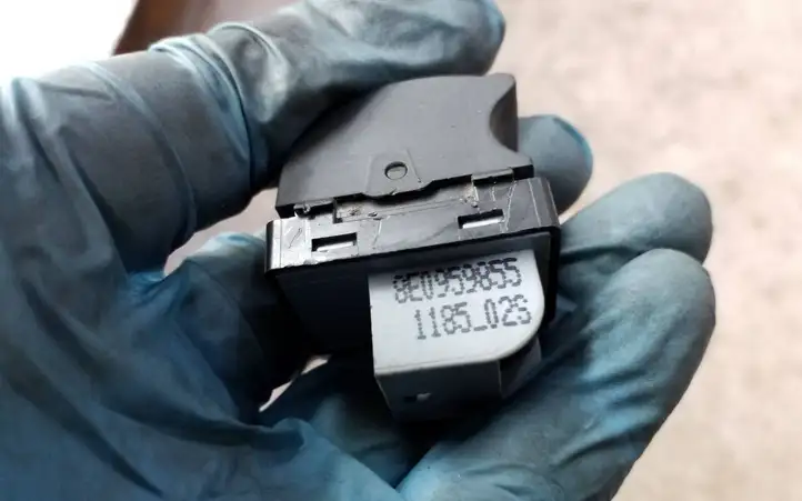 Audi A4 S4 B7 8E 8H (2004 - 2009) 8E0959855 Кнопка стеклоподъемников — фото 5