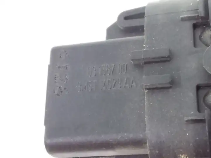 Ford Focus (2005 - 2008) 3M5T14529AA Кнопка стеклоподъемников — фото 3