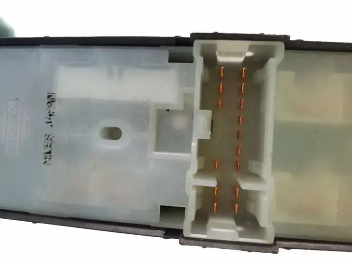Nissan (2000 - 2006) 80961BU400 Кнопка стеклоподъемников — фото 3