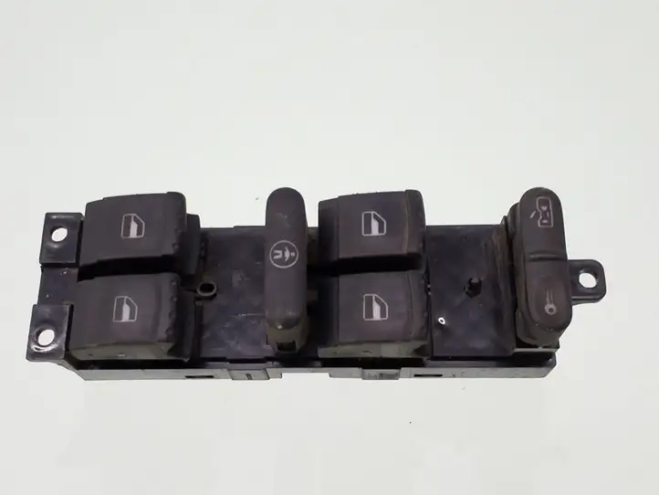 Volkswagen Golf IV (1998 - 2005) 1J4959857 Блок кнопок стеклоподъемников — фото 1