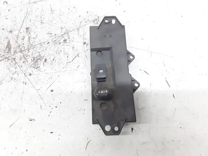 Chrysler Pacifica (2003 - 2008)  04685982AD Кнопка стеклоподъемников