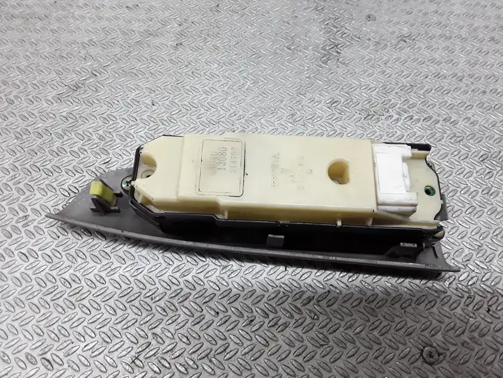 Toyota Corolla Verso E121 (2001 - 2004) 8404013080 Блок кнопок стеклоподъемников — фото 2