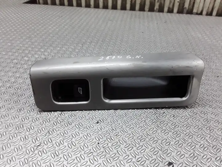 Volvo S40 (2004 - 2007) 30774163 Кнопка стеклоподъемников — фото 1