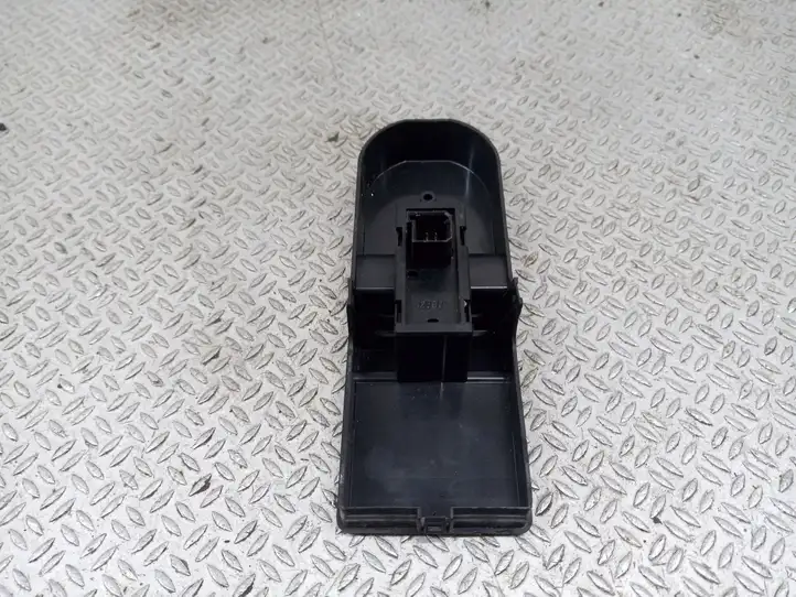 Opel Zafira B (2003 - 2006) 13197132 Блок кнопок стеклоподъемников — фото 3
